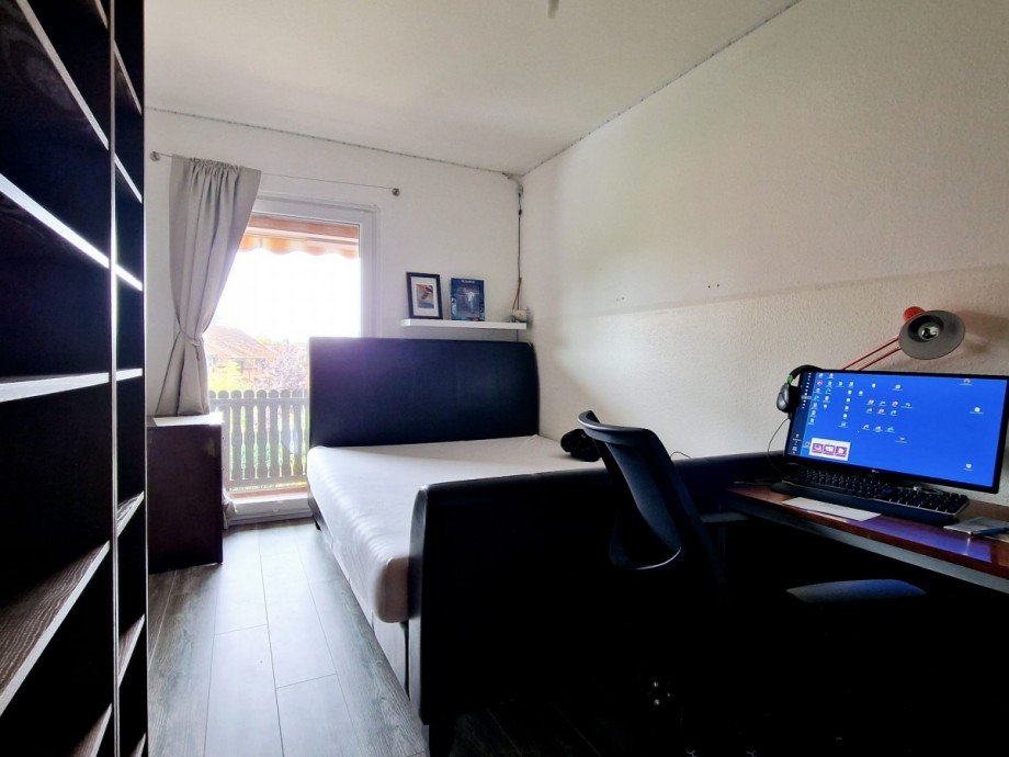 OG Arbeitszimmer mit Balkon Reihenmittelhaus Kaltenkirchen