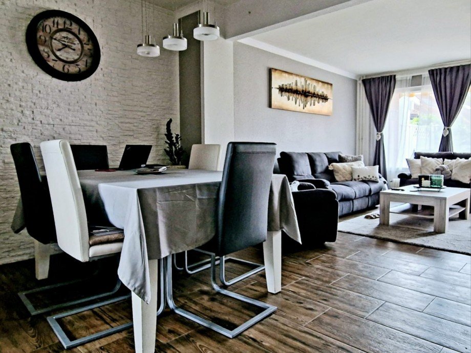 Esszimmer - Wohnzimmer Reihenmittelhaus Kaltenkirchen
