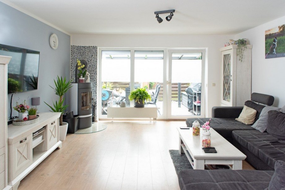 Wohnzimmer zur Terrasse Reihenmittelhaus Barmstedt