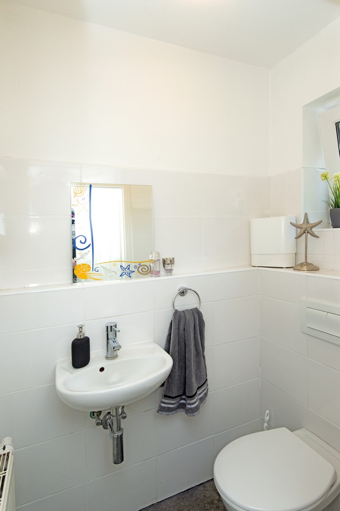 G�ste-WC Reihenmittelhaus Barmstedt