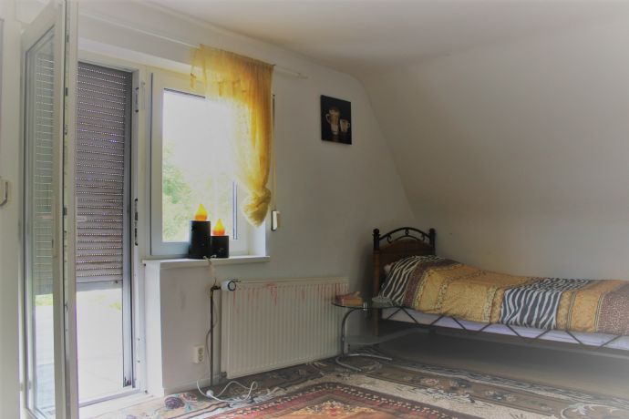 Kinderzimmer mit Zugang Balkon Einfamilienhaus Pinneberg