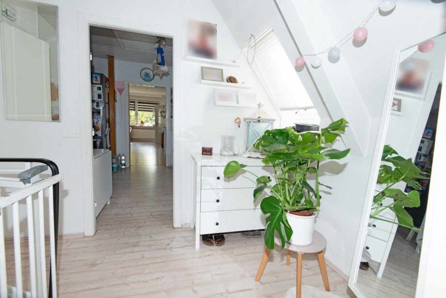 Durchgang OG Wohnung Zweifamilienhaus Barmstedt