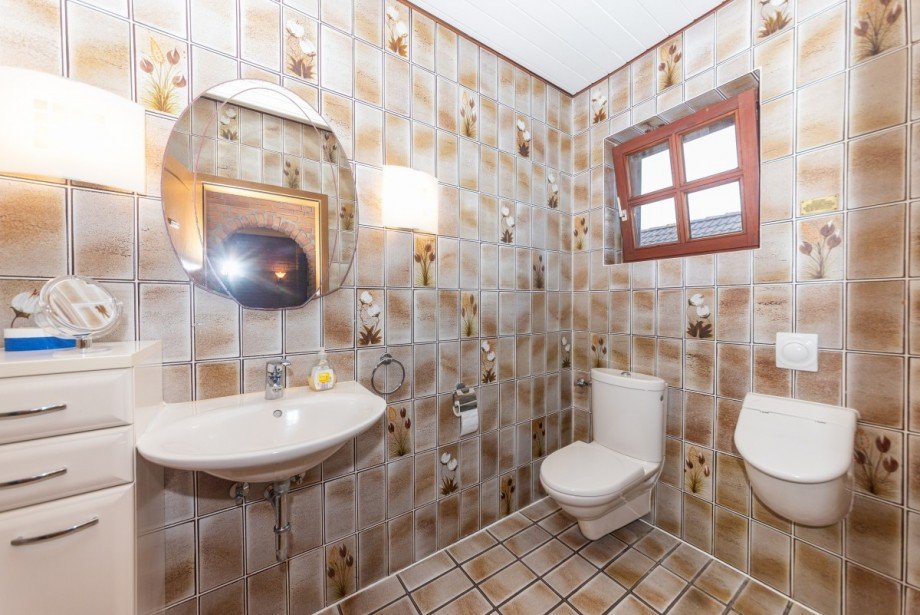 G�ste WC in Eingangsn�he Einfamilienhaus Brunsb�ttel