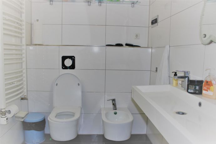 Badezimmer 2 v 2 Einfamilienhaus Pinneberg